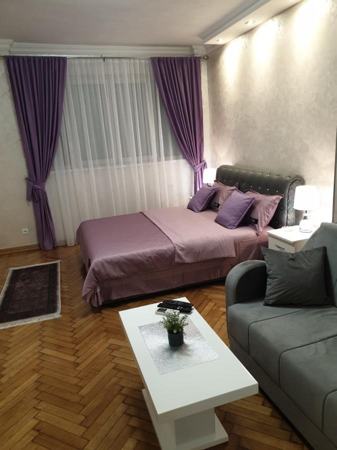 Ferienwohnung Elena Lux Belgrad Exterior foto