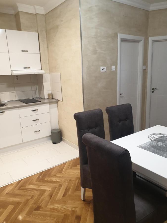 Ferienwohnung Elena Lux Belgrad Exterior foto