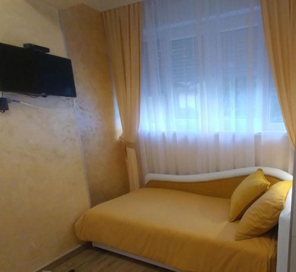 Ferienwohnung Elena Lux Belgrad Exterior foto